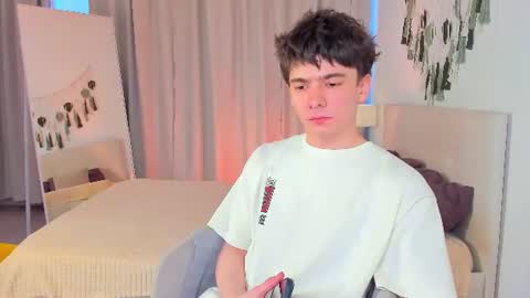 Ethan online show from July 28, 2026, 3:54 pm