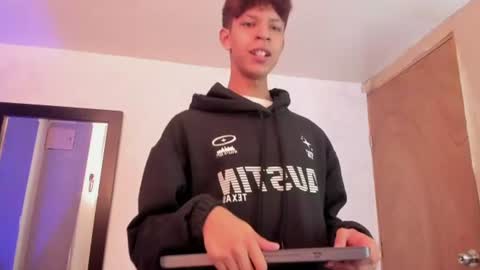 Ethan online show from July 30, 2026, 11:53 am
