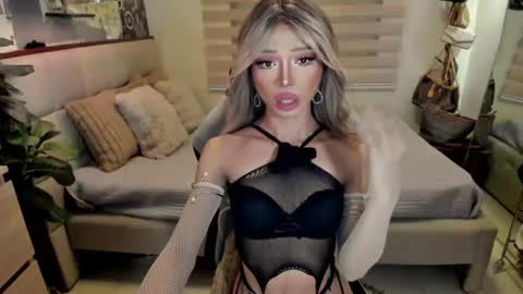 euphoric_goddess online show from July 28, 2026, 8:23 pm