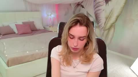 Snapshot of eva_mitchell chatting on July 26, 2026, 12:23 pm Eva online show from July 26, 2026, 12:23 pm