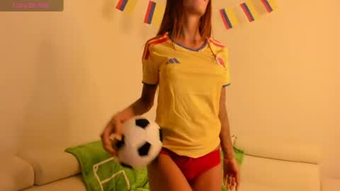 Eva Gomez online show from June 18, 2026, 9:14 am