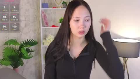 Hello im Lia online show from July 17, 2026, 4:12 pm