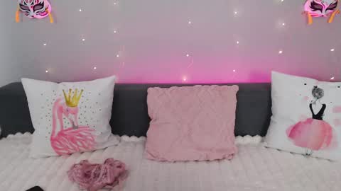 Adelina online show from July 19, 2026, 5:00 am