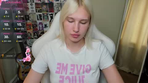 Evelina online show from June 13, 2026, 1:58 am