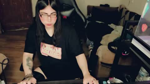 evelyn420521 online show from July 25, 2026, 2:47 pm