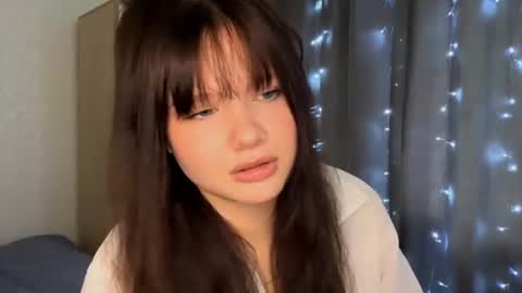 Evelyn Velvet online show from June 12, 2026, 8:46 am
