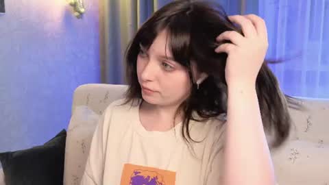 Snapshot of eves_eyes chatting on July 18, 2026, 1:15 pm Forget me not eve on CB online show from July 18, 2026, 1:15 pm