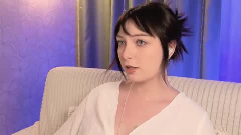 Snapshot of eves_eyes chatting on July 20, 2026, 4:42 pm Forget me not eve on CB online show from July 20, 2026, 4:42 pm