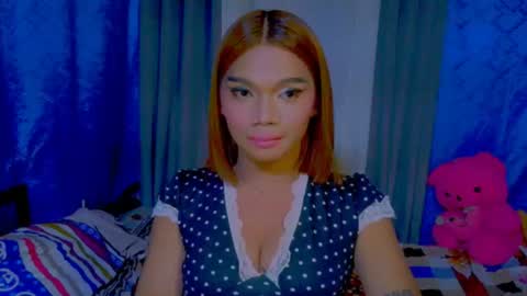 I DO EVERTHING U WANT BECAUSE IM EXTREME LIAN online show from June 17, 2026, 5:47 pm