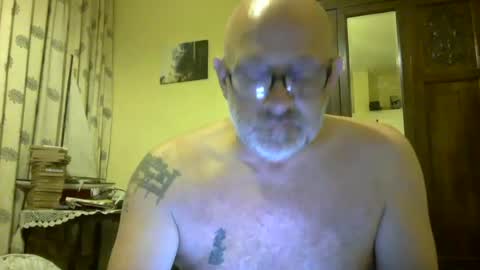 f1zzeek online show from July 13, 2026, 9:39 pm