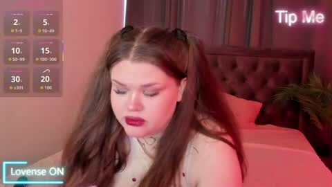 Snapshot of fanfik_ chatting on June 30, 2026, 12:17 pm Elena online show from June 30, 2026, 12:17 pm