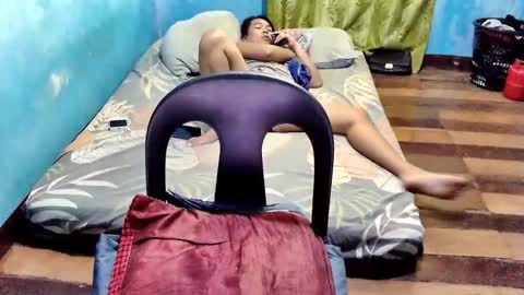 fantasyblue143 online show from April 23, 2026, 2:13 am