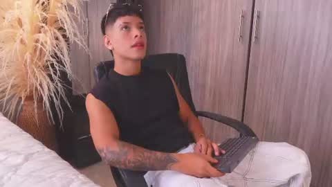 farid_jake_ online show from June 20, 2026, 4:21 pm