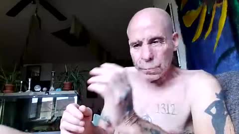 fcker01 online show from June 30, 2026, 3:02 pm