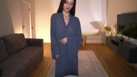 Snapshot of feel_our_vibe chatting on April 30, 2026, 11:49 am Daniela online show from April 30, 2026, 11:49 am