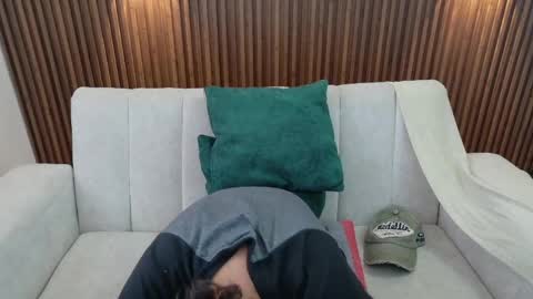 Snapshot of feelina_firesoul chatting on June 7, 2026, 5:16 pm Feelena online show from June 7, 2026, 5:16 pm