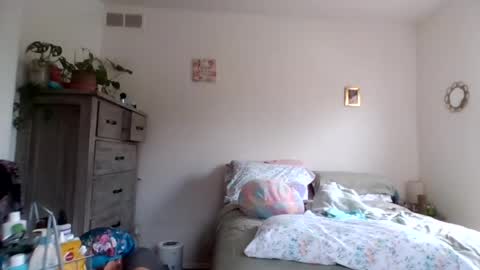 Soley online show from June 12, 2026, 3:44 pm