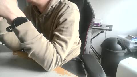 fem_alice_louis_dom online show from May 19, 2026, 11:16 am