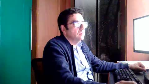 fernandoreutergrant online show from October 14, 2025, 10:54 pm
