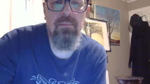 Snapshot of figuredraw chatting on August 3, 2026, 9:40 pm figuredraw online show from August 3, 2026, 9:40 pm