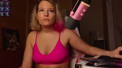 Lady online show from July 15, 2026, 5:07 pm