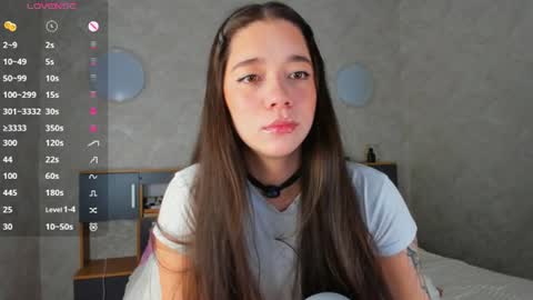 Snapshot of flirtykitty_ chatting on June 17, 2026, 4:37 am Emely online show from June 17, 2026, 4:37 am
