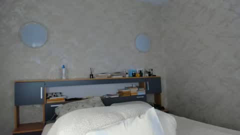 Snapshot of flirtykitty_ chatting on July 5, 2026, 5:58 am Emely online show from July 5, 2026, 5:58 am