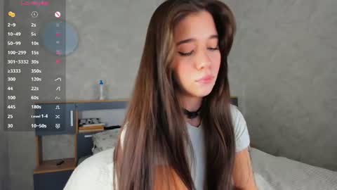 Snapshot of flirtykitty_ chatting on July 6, 2026, 5:04 am Emely online show from July 6, 2026, 5:04 am