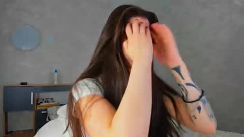 Snapshot of flirtykitty_ chatting on July 7, 2026, 4:26 am Emely online show from July 7, 2026, 4:26 am