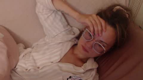 say meow and send tip  online show from July 11, 2026, 11:02 am