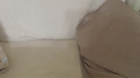 say meow and send tip  online show from July 25, 2026, 4:26 pm