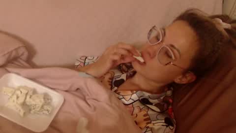 say meow and send tip  online show from July 28, 2026, 9:58 pm