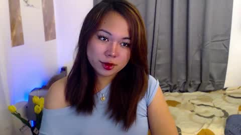 Snapshot of foxygirl_xx chatting on March 17, 2026, 10:29 am Ms. FOX online show from March 17, 2026, 10:29 am