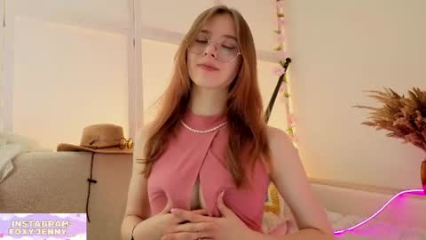 foxysecret_ online show from July 10, 2026, 6:21 pm