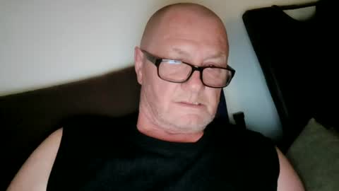 Wolfi online show from June 22, 2026, 5:26 am