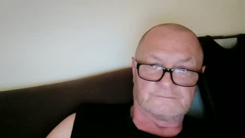 Wolfi online show from June 23, 2026, 5:49 am