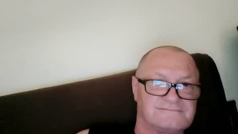 Wolfi online show from June 25, 2026, 6:07 am