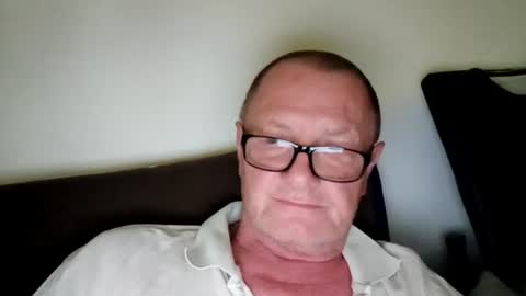 Wolfi online show from July 10, 2026, 12:41 pm