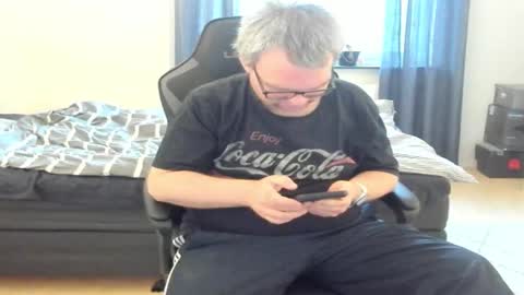 Fredrik online show from December 21, 2025, 11:39 am