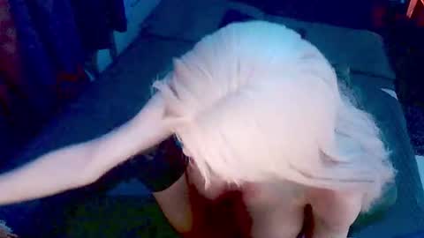 QUEEN OF COMMAND and CUMDUNGEON9 online show from June 30, 2026, 2:45 am