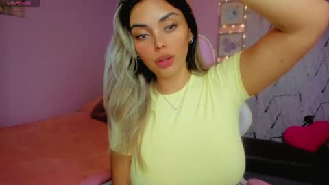 Gaby online show from June 19, 2026, 1:32 am
