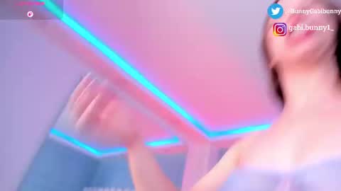 Gabi  online show from July 23, 2026, 5:44 pm