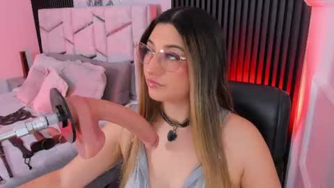 Gabriela Kassi online show from July 24, 2026, 3:43 pm