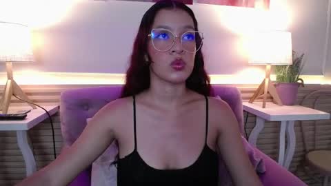 Briana  online show from May 6, 2026, 2:08 am