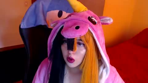 Kate 3 online show from August 2, 2026, 7:45 pm