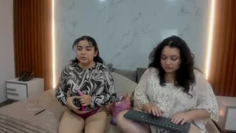 genesis_y_moon online show from July 11, 2026, 12:30 pm