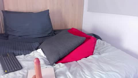 geyci_afrodita online show from November 12, 2025, 6:41 pm