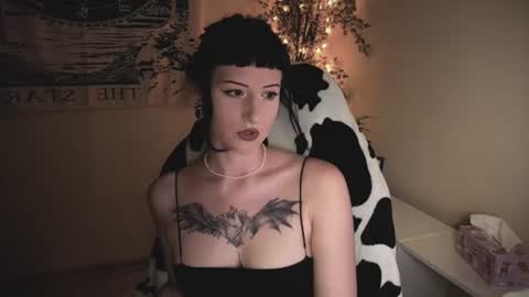 ghoticspectre online show from June 13, 2026, 4:16 pm