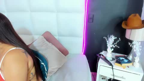 Gigi  online show from July 15, 2026, 12:10 pm