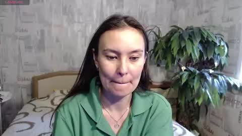 ginaxsoulah   online show from June 19, 2026, 4:39 am